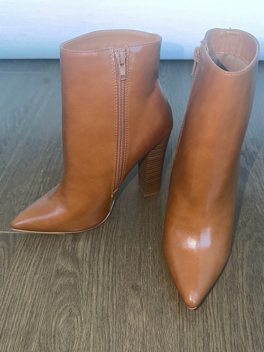 Stylish Tan Pointed Toe Women's Ankle Boots